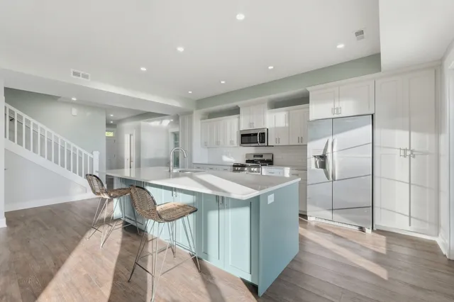 $895,000 | 15 Ln 345 Crooked Lake, Angola, IN 46703