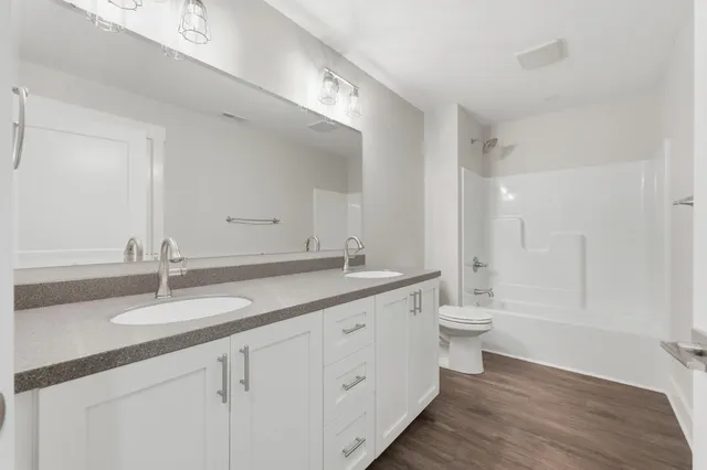 $895,000 | 15 Ln 345 Crooked Lake, Angola, IN 46703