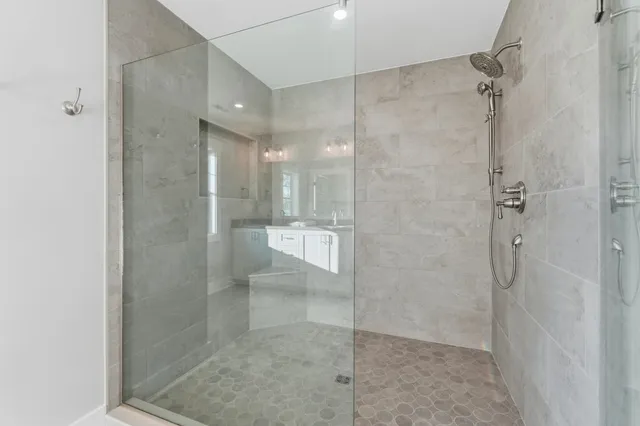 $895,000 | 15 Ln 345 Crooked Lake, Angola, IN 46703