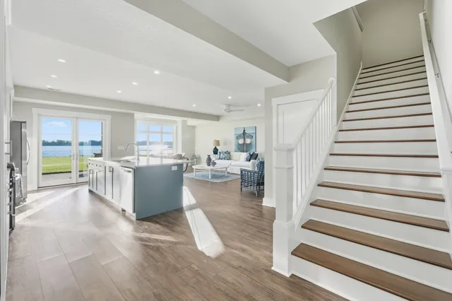 $895,000 | 15 Ln 345 Crooked Lake, Angola, IN 46703