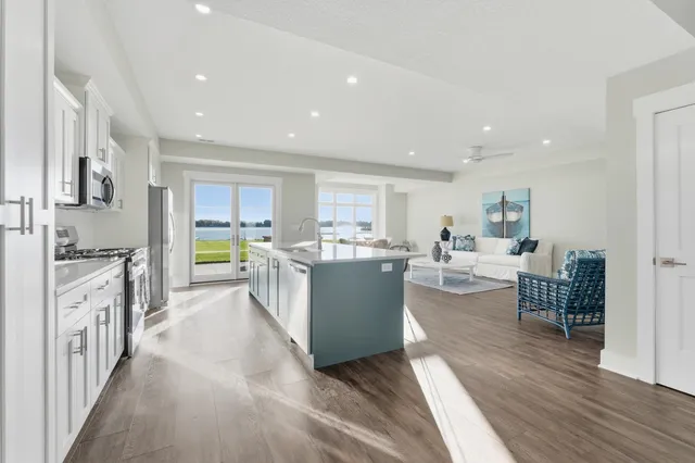 $895,000 | 15 Ln 345 Crooked Lake, Angola, IN 46703