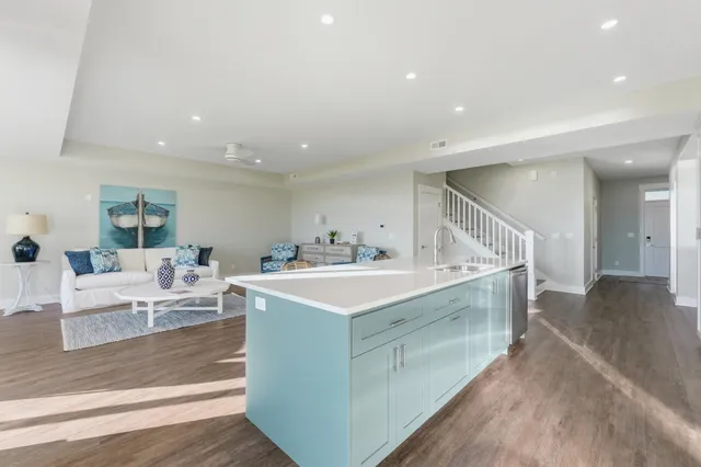 $895,000 | 15 Ln 345 Crooked Lake, Angola, IN 46703