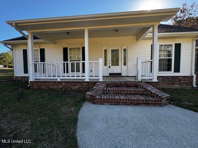 95 Ridgeland Drive Carriere, MS 39426 - Photo 2 of 27 Front Porch