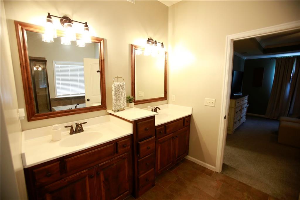 1304 Aberdeen Circle Raymore, MO 64083 - Photo 31 of 36