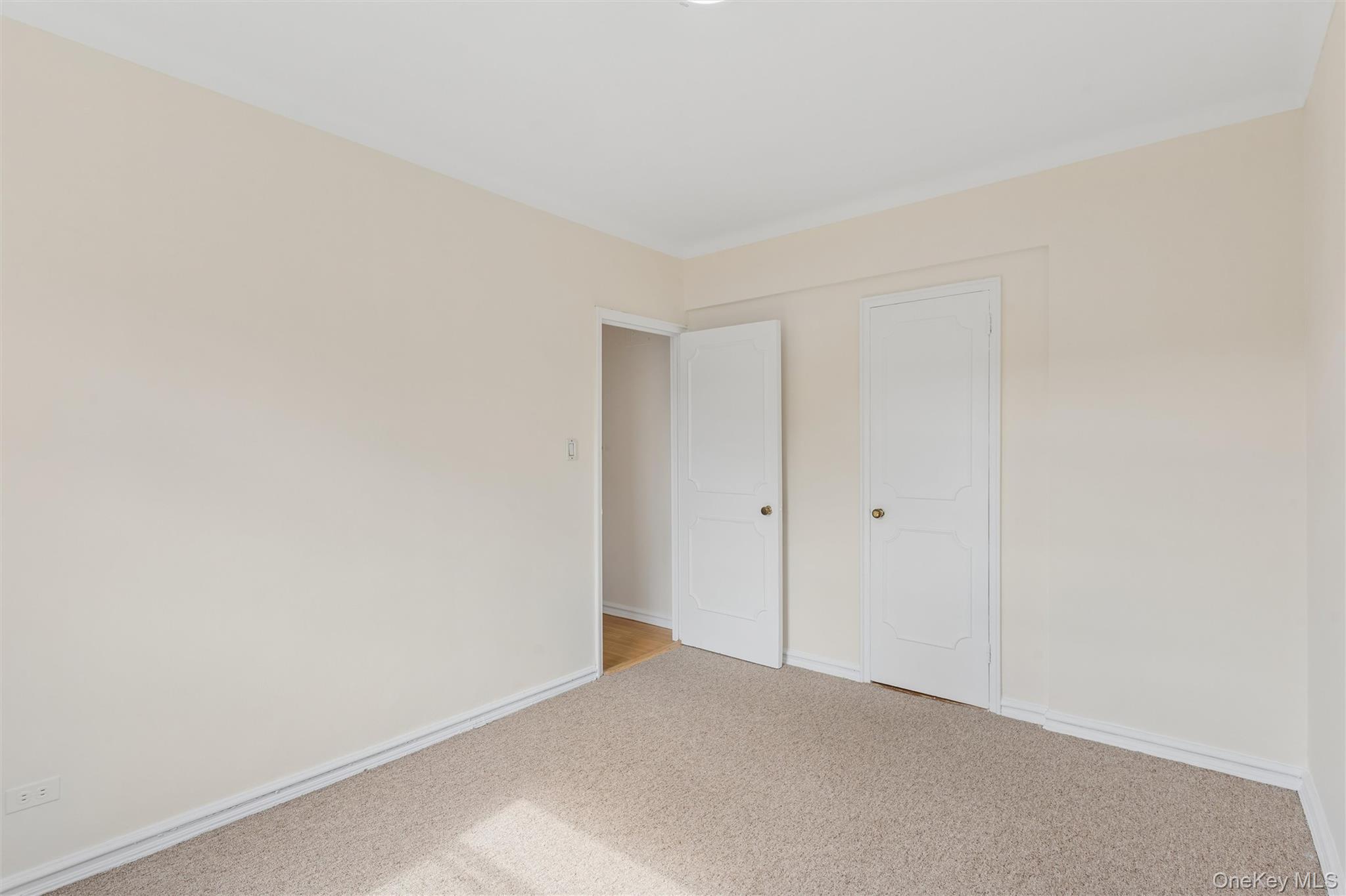 113-14 72nd Road, Unit 6A Queens, NY 11375 - Photo 17 of 25 Adaptable space for den, home office or guests
