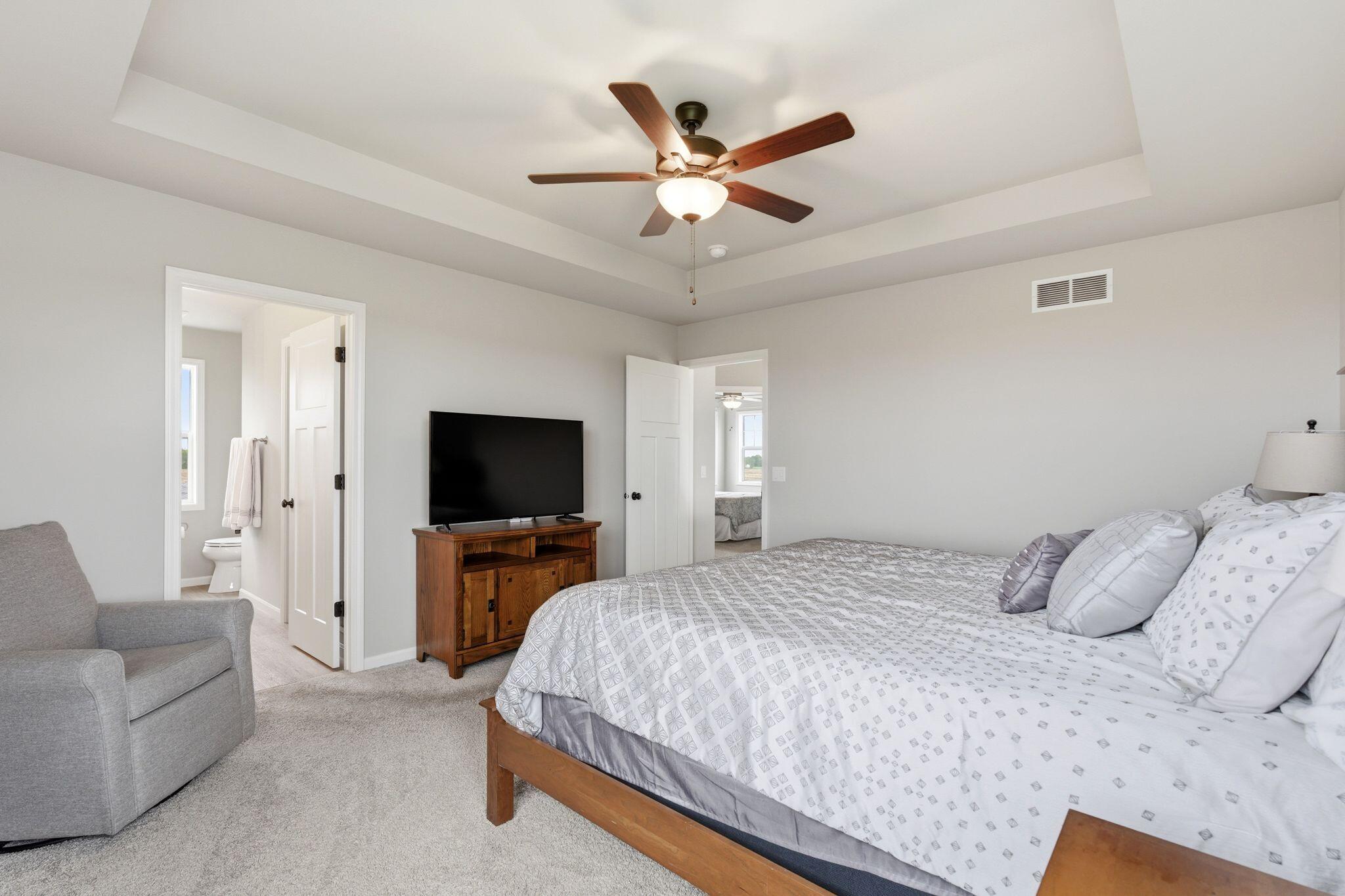 809 South Musket Ridge Drive Sun Prairie, WI 53590 - Photo 22 of 37 Master Bedroom