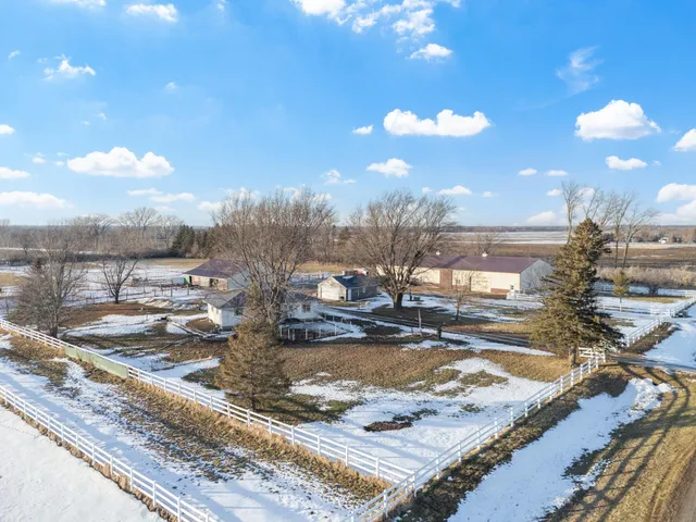 $575,000 | 25435 555th Avenue, Austin, MN 55912
