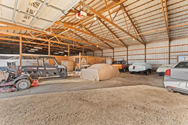 $575,000 | 25435 555th Avenue, Austin, MN 55912