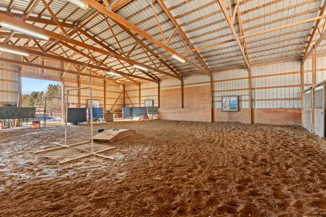 $575,000 | 25435 555th Avenue, Austin, MN 55912