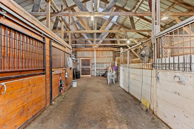 $575,000 | 25435 555th Avenue, Austin, MN 55912