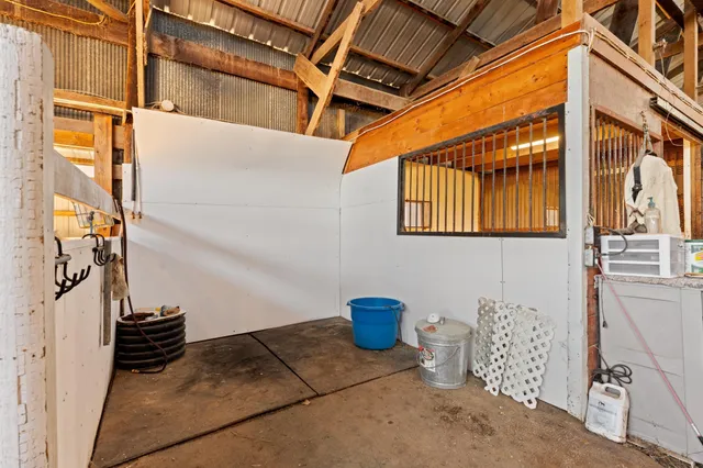 $575,000 | 25435 555th Avenue, Austin, MN 55912