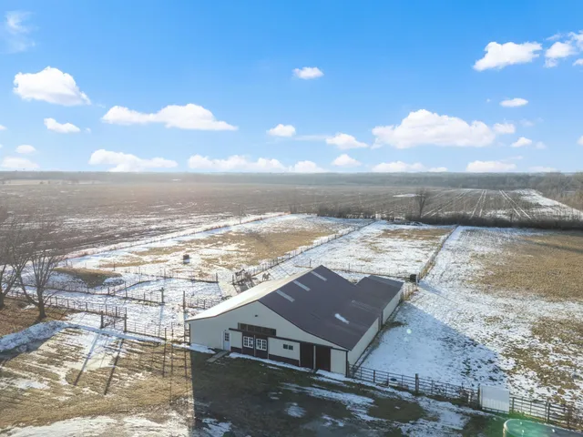 $575,000 | 25435 555th Avenue, Austin, MN 55912