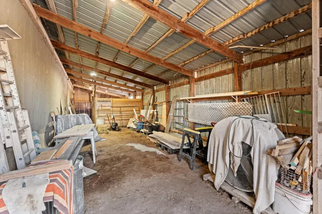 $575,000 | 25435 555th Avenue, Austin, MN 55912