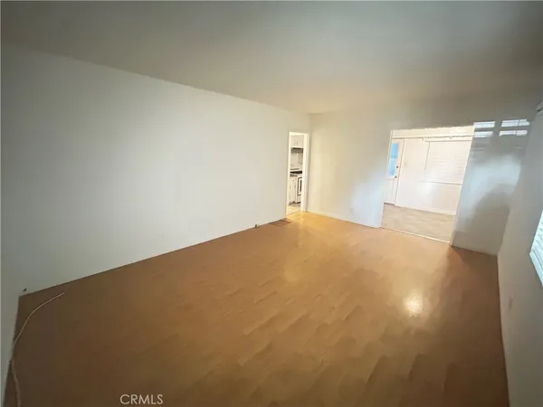 $1,989 | 5636 Willowcrest Avenue, Unit 2, North Hollywood, CA 91601