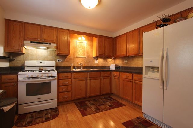 1412 Hainesville Road Round Lake Beach, IL 60073 - Photo 6 of 20 Gallery Image 6