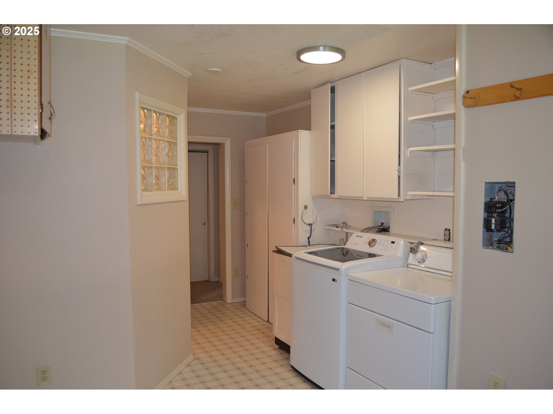 137008 Main Street Crescent, OR 97733 - Photo 17 of 46 a bathroom with a sink a toilet and mirror