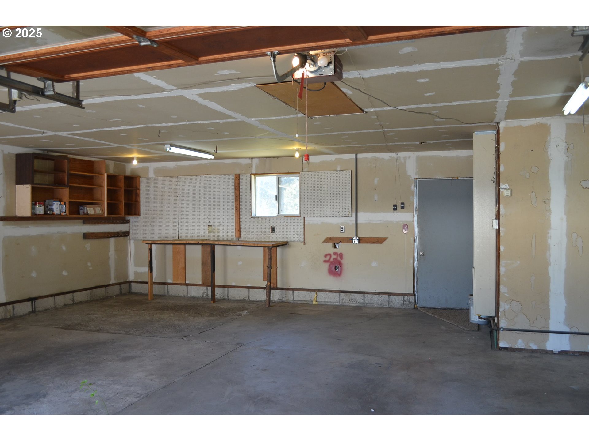 137008 Main Street Crescent, OR 97733 - Photo 45 of 46 a view of front door