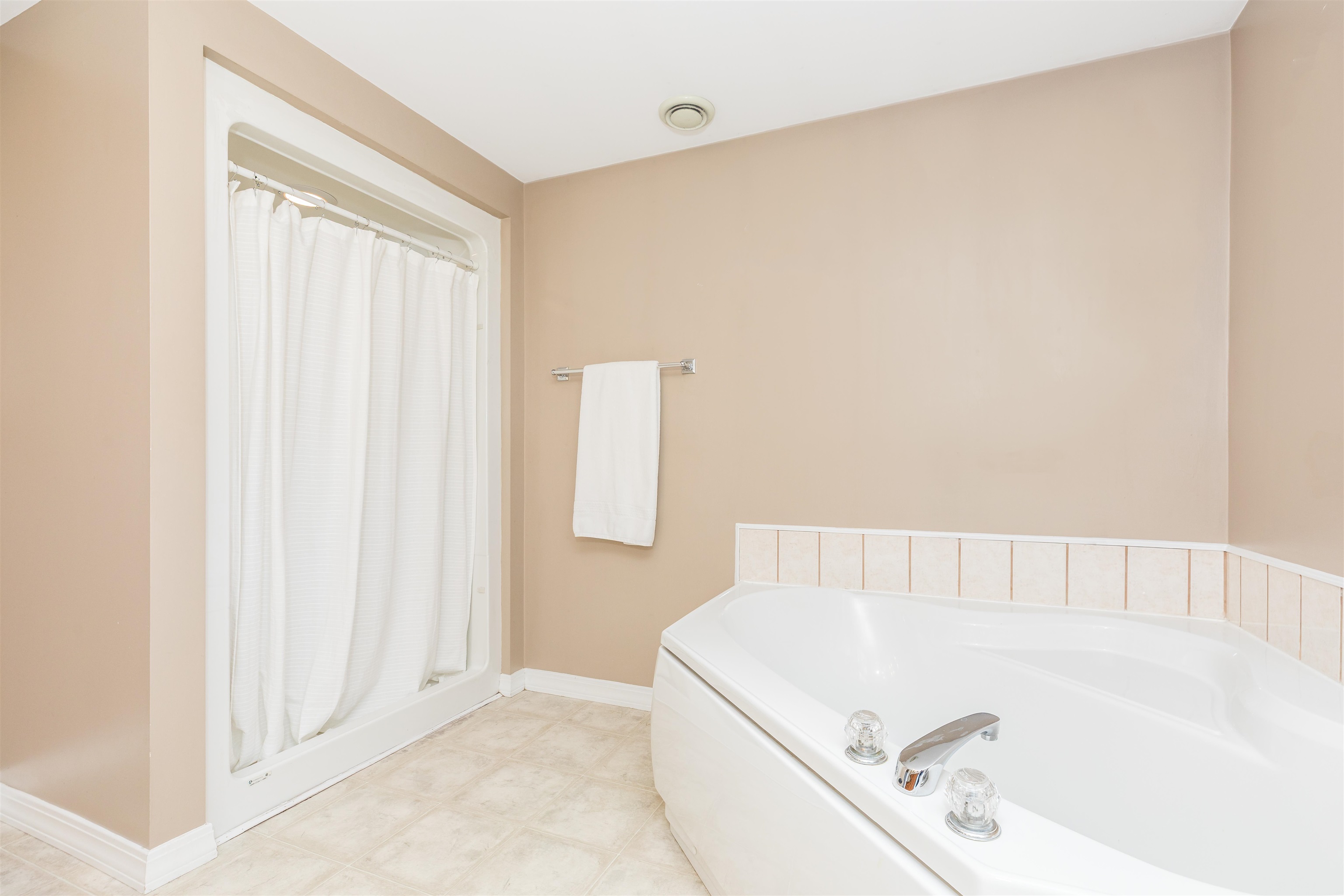 9 Seaborne Drive Dover, NH 03820 - Photo 15 of 28