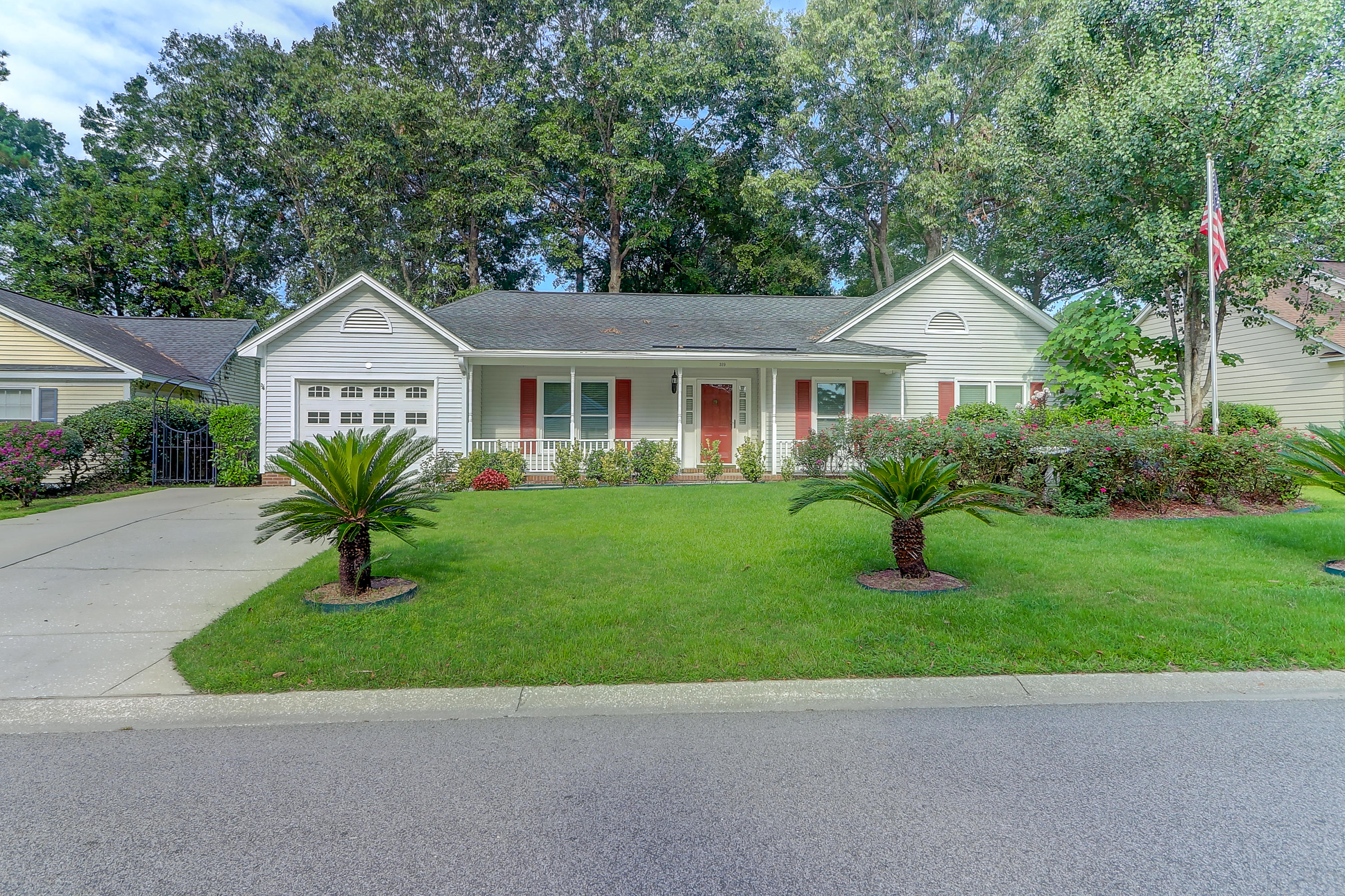 319 Commons Way Goose Creek, SC 29445 - Photo 1 of 37 319 Commons Way (41)