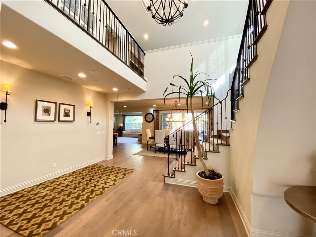 62 Mapleton Irvine, CA 92620 - Photo 2 of 17 Gallery Image 2