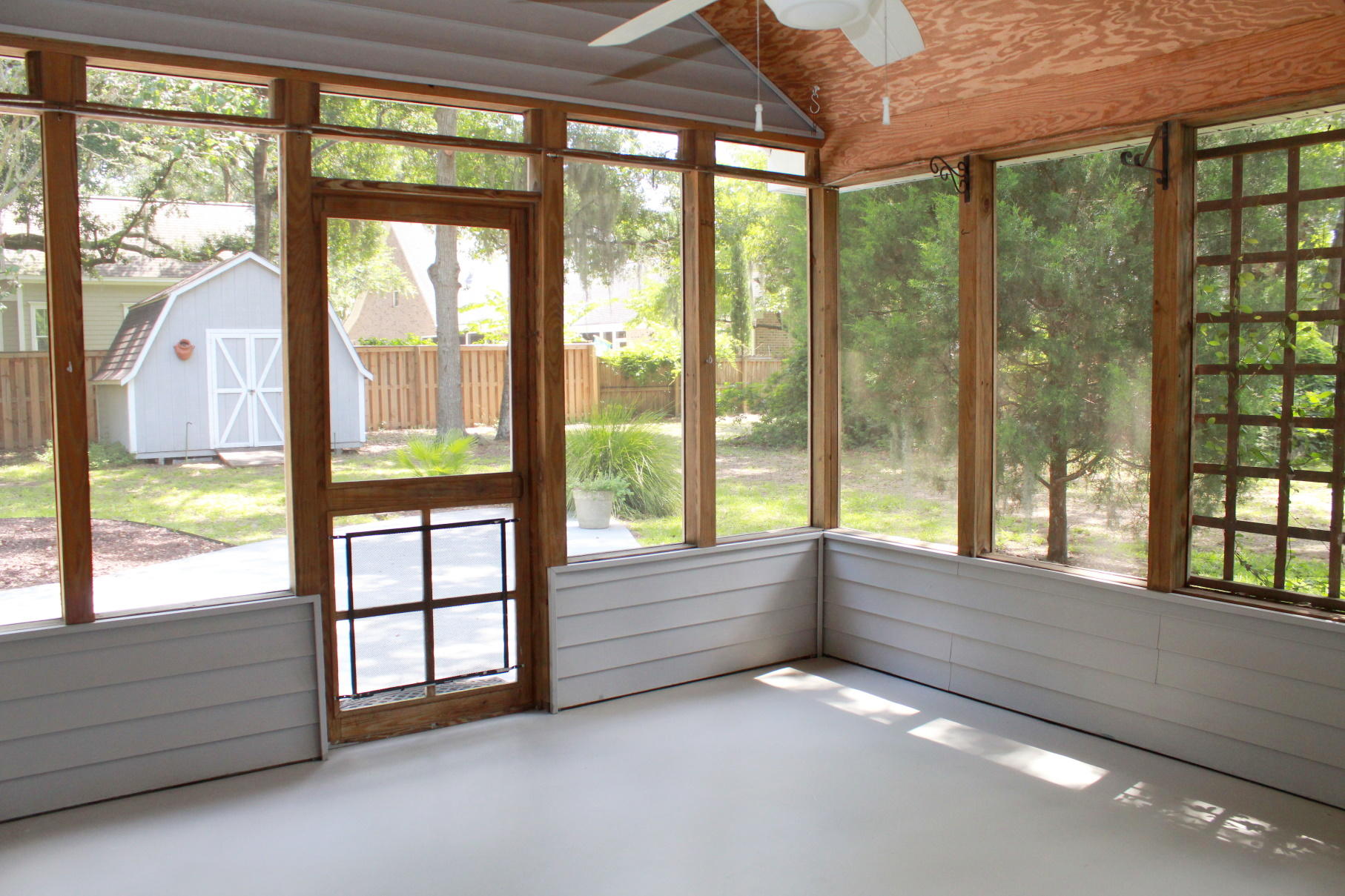 754 Tallwood Road Charleston, SC 29412 - Photo 11 of 15 Screened porch