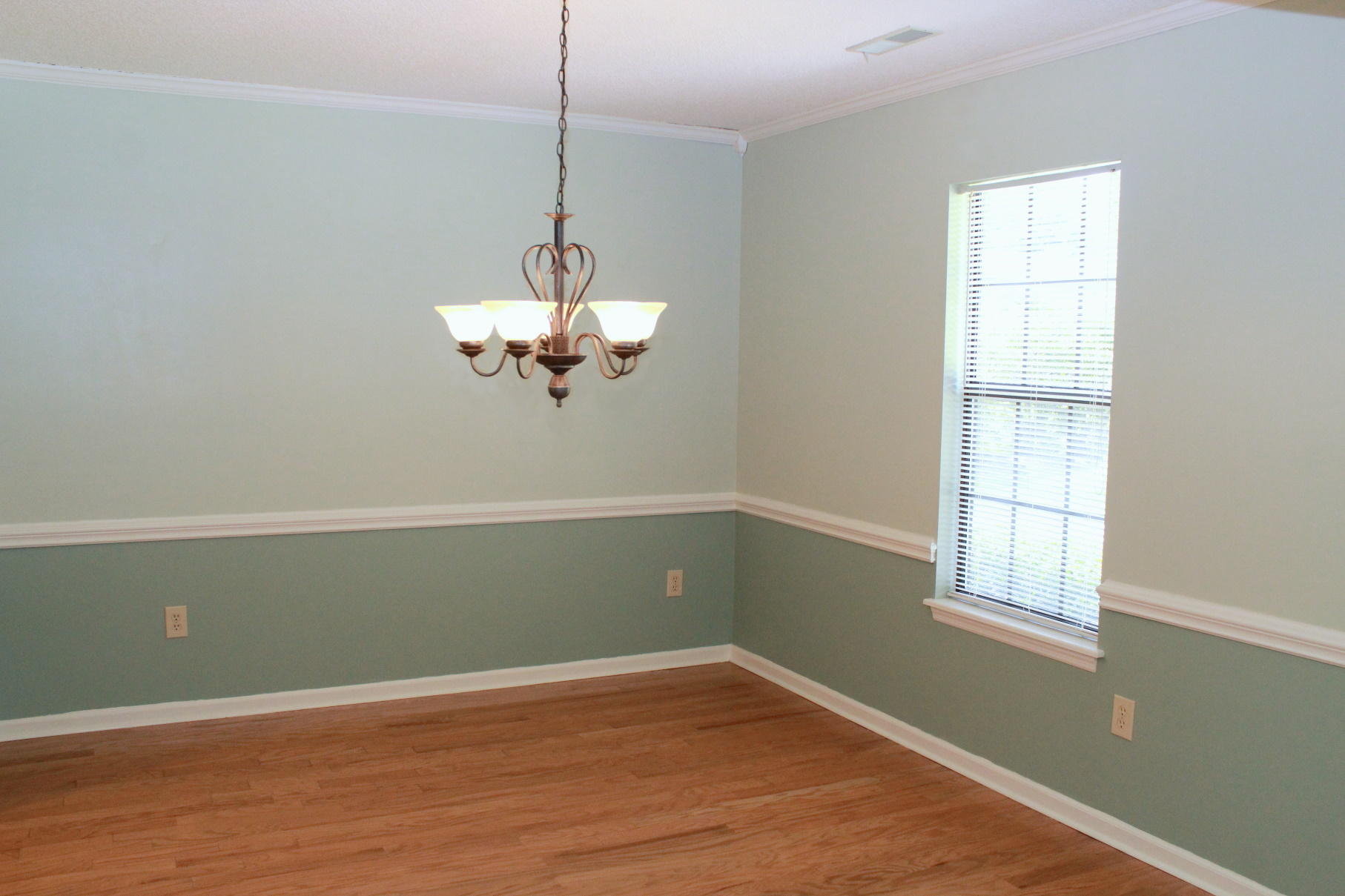 754 Tallwood Road Charleston, SC 29412 - Photo 4 of 15 Sep Dining room