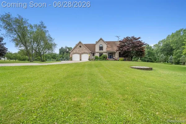 $899,000 | 125 Olde Franklin Drive, Howell, MI 48855