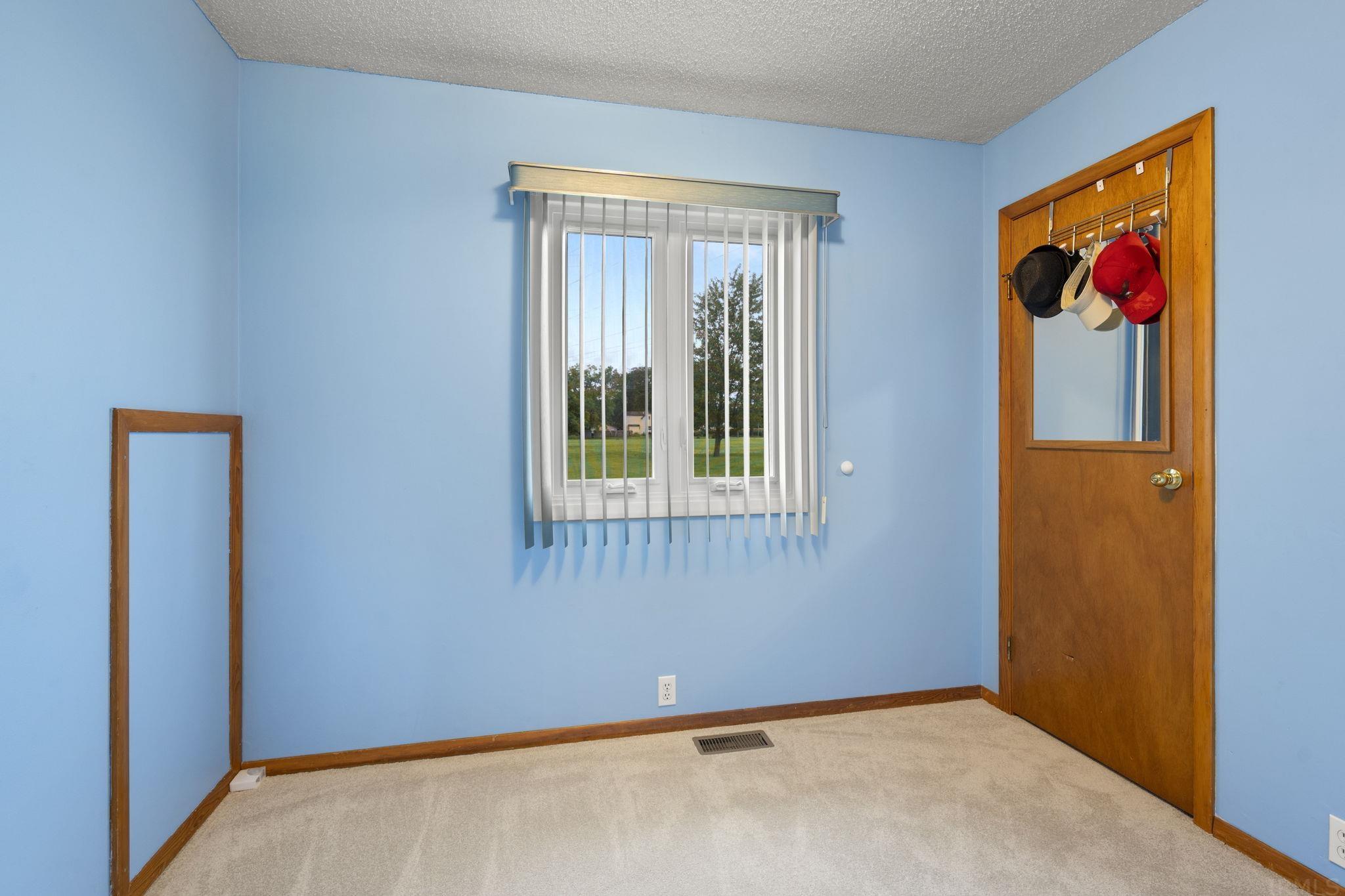 18980 Tillman Road Monroeville, IN 46773 - Photo 4 of 27