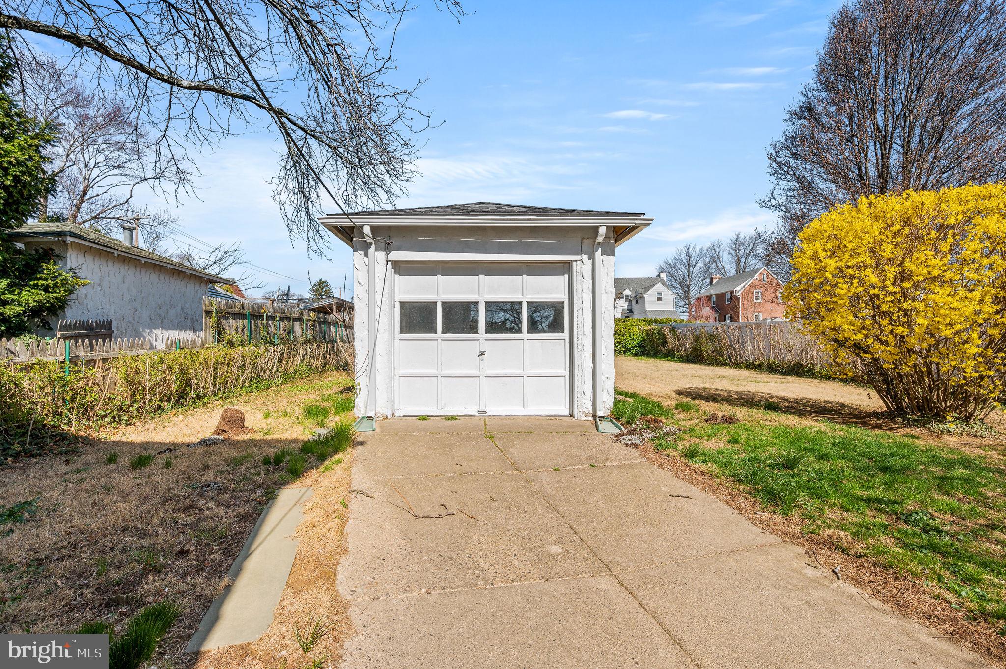 175 West Greenwood Avenue Lansdowne, PA 19050 - Photo 12 of 13