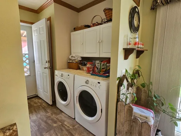 $279,000 | 145 Blaine Street, Iola, WI 54945