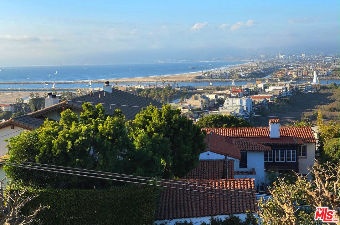 254 Rees Street Playa del Rey, CA 90293 - Photo 18 of 32