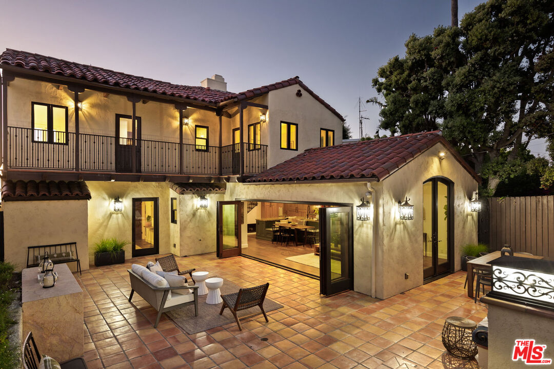 254 Rees Street Playa del Rey, CA 90293 - Photo 28 of 32 a front view of a house with barbeque outdoor seating area