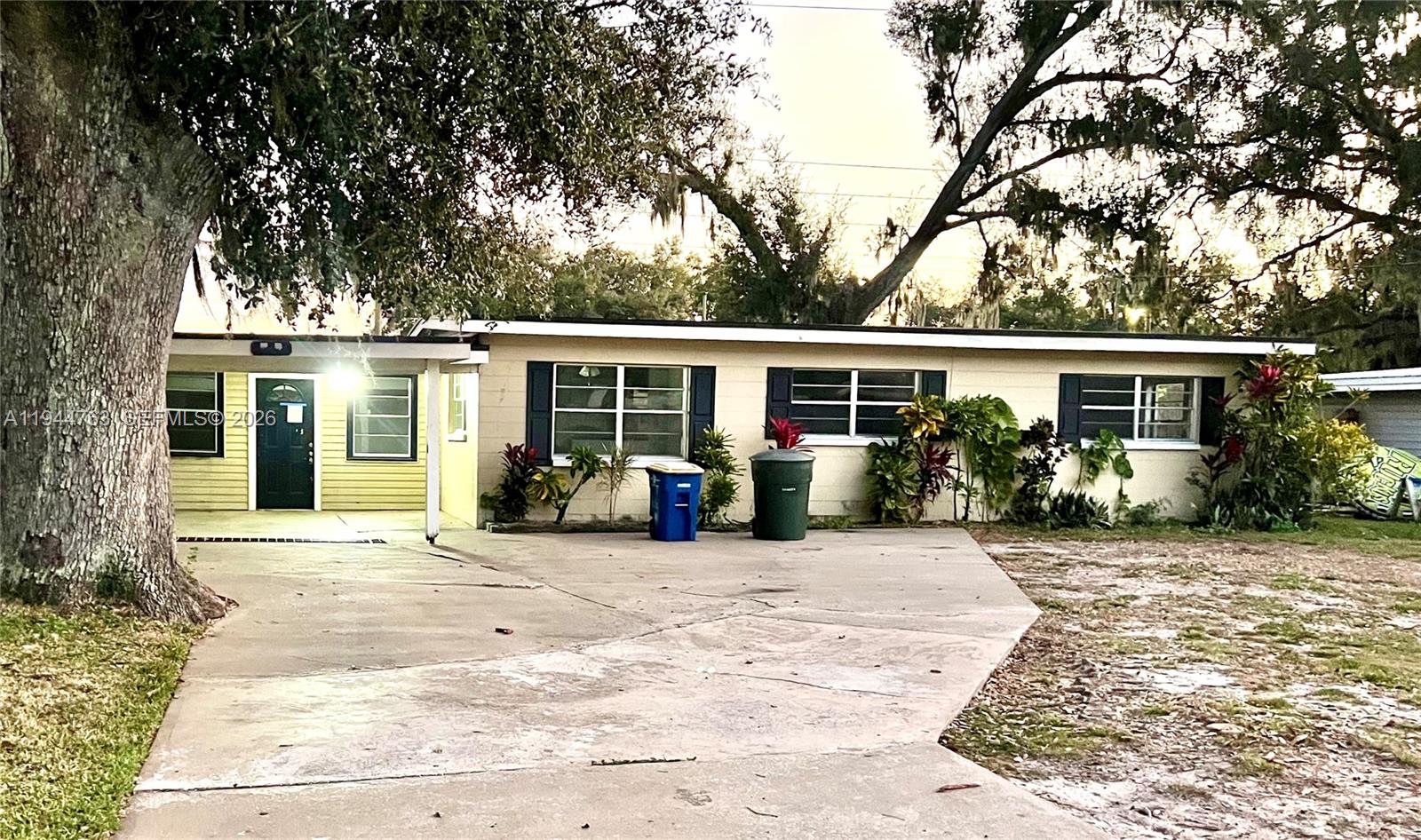 565 Forrest Drive Bartow, FL 33830 - Photo 1 of 44 a view of a house with a patio
