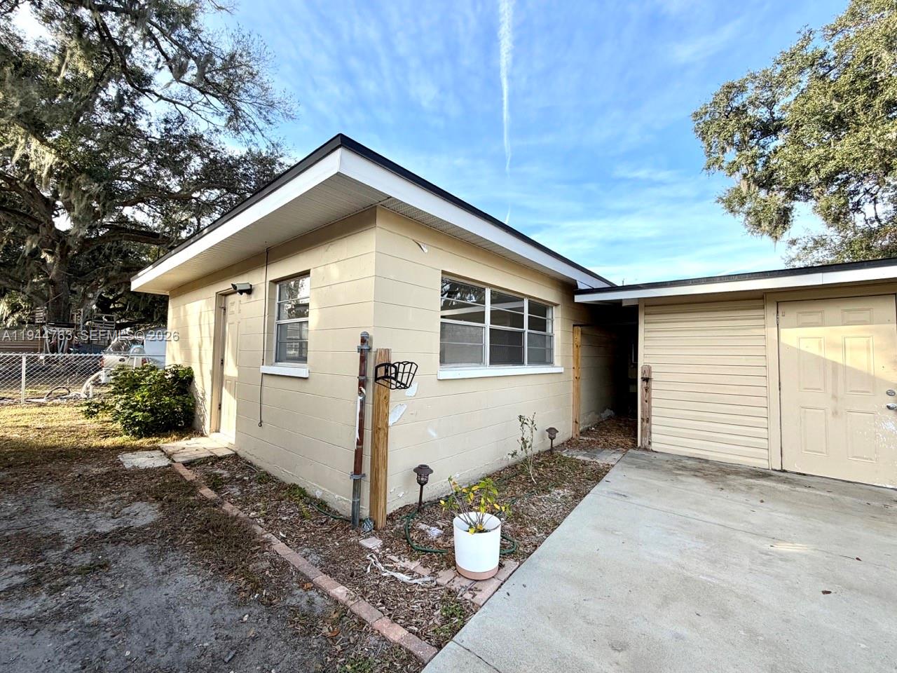 565 Forrest Drive Bartow, FL 33830 - Photo 37 of 44 a view of a house with a yard