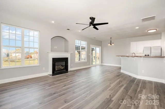 $425,000 | 1457 Jc Raulston Court, Hickory, NC 28602