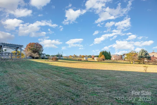 $425,000 | 1457 Jc Raulston Court, Hickory, NC 28602