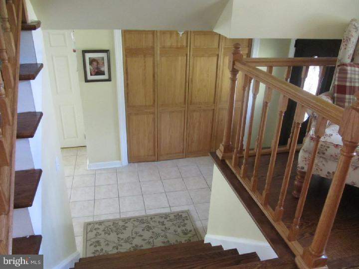 21 Knoll Road Stratford, NJ 08084 - Photo 8 of 22