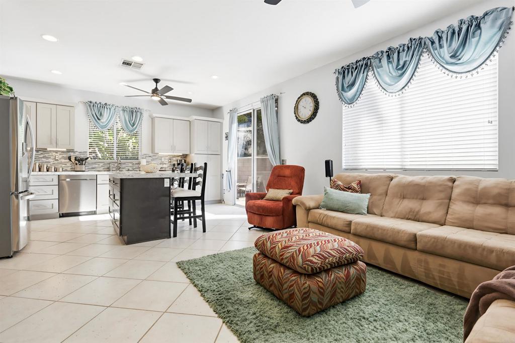 868 Panella Court Oceanside, CA 92057 - Photo 14 of 41