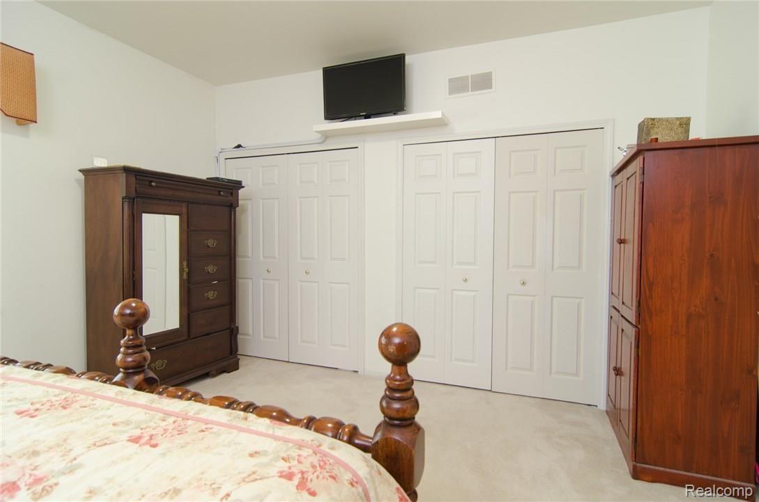 41544 Glade Road Canton, MI 48187 - Photo 18 of 41 GRU_4983.jpg