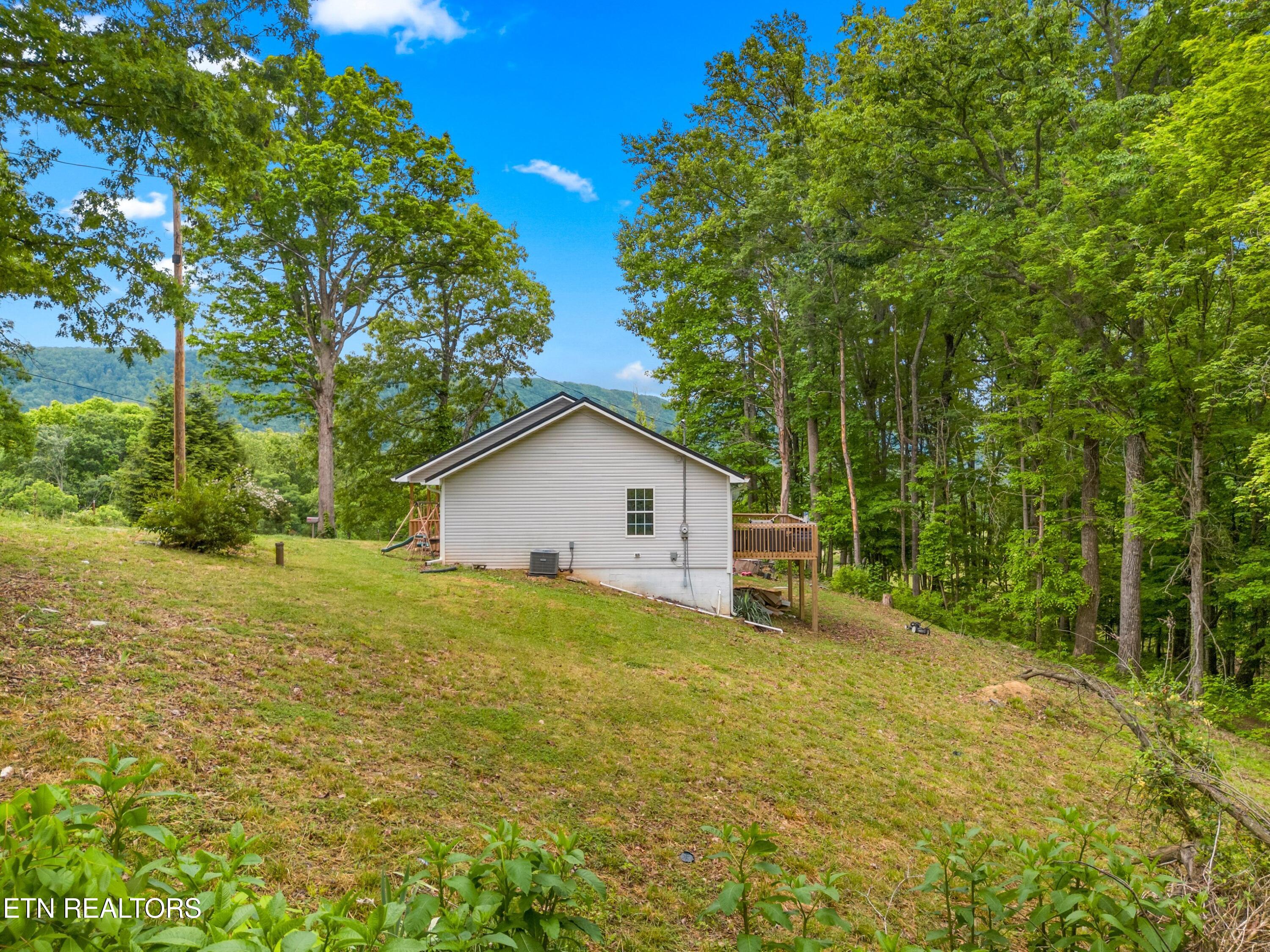 753 Dalton Ridge Road Thorn Hill, TN 37881 - Photo 3 of 34 033-753DaltonRidgeRoad-ThornHill-TN-3788