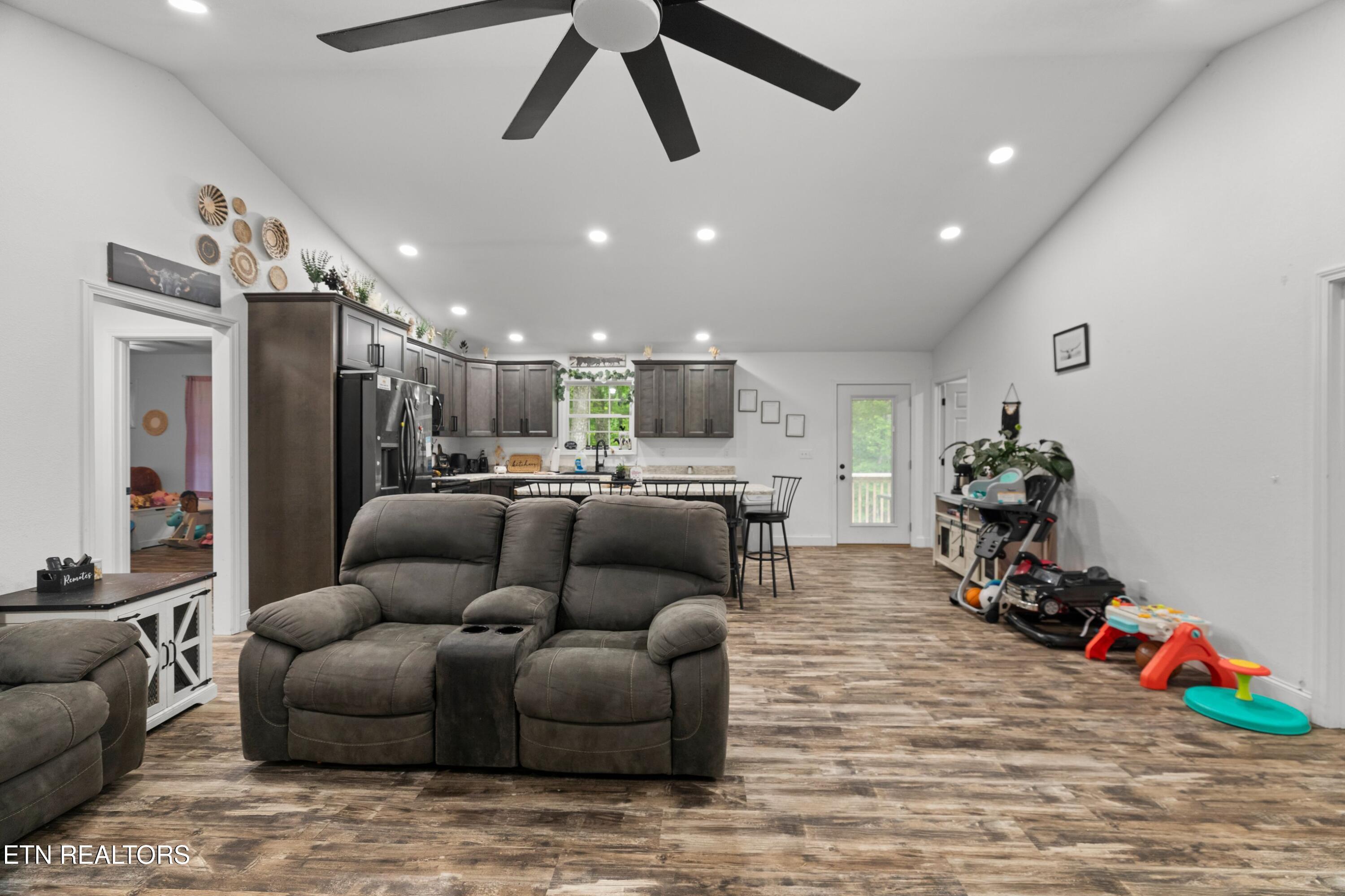 753 Dalton Ridge Road Thorn Hill, TN 37881 - Photo 9 of 34 006-753DaltonRidgeRoad-ThornHill-TN-3788