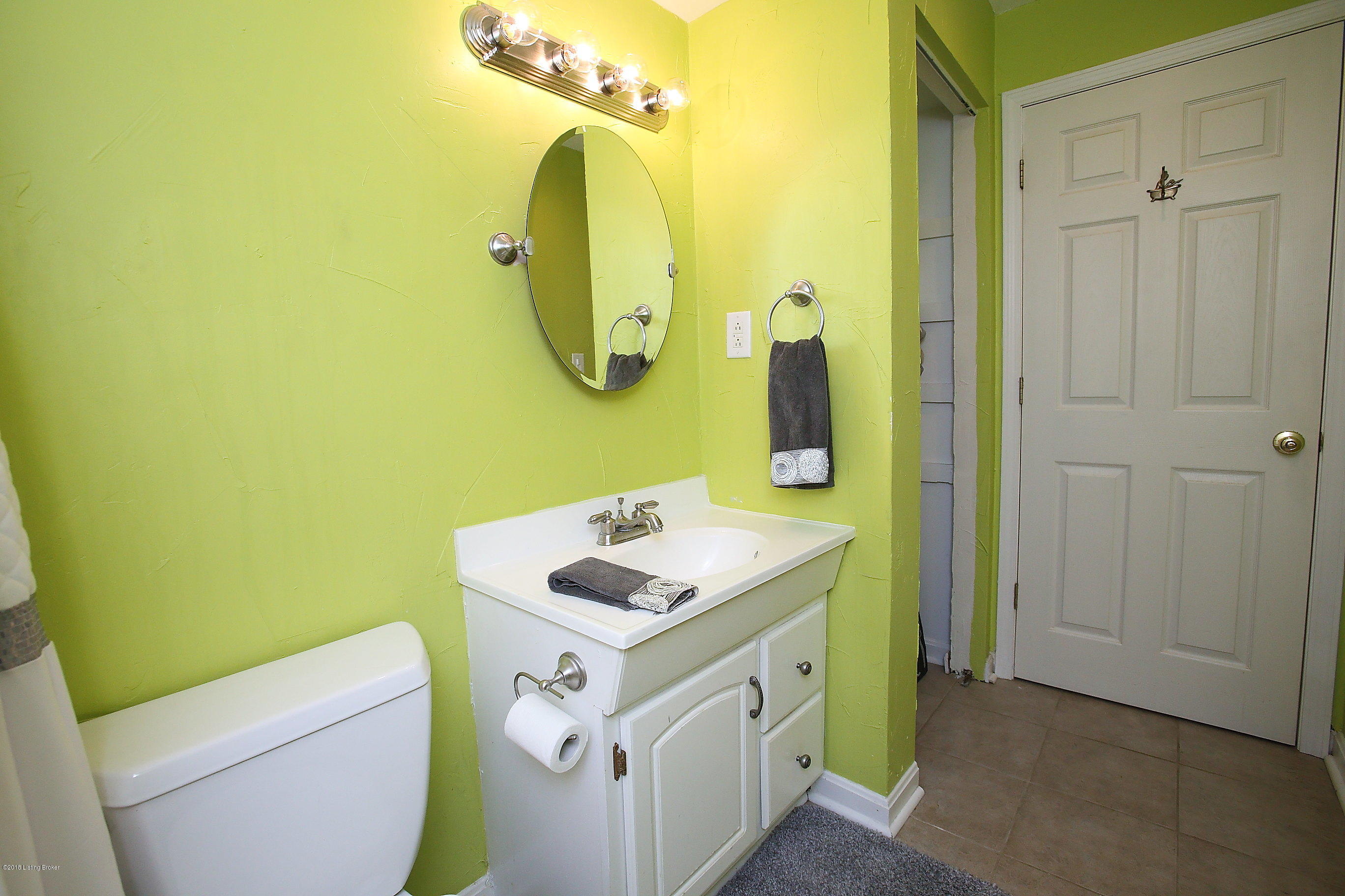 7207 Fox Harbor Road Prospect, KY 40059 - Photo 63 of 74 Basement Full Bath