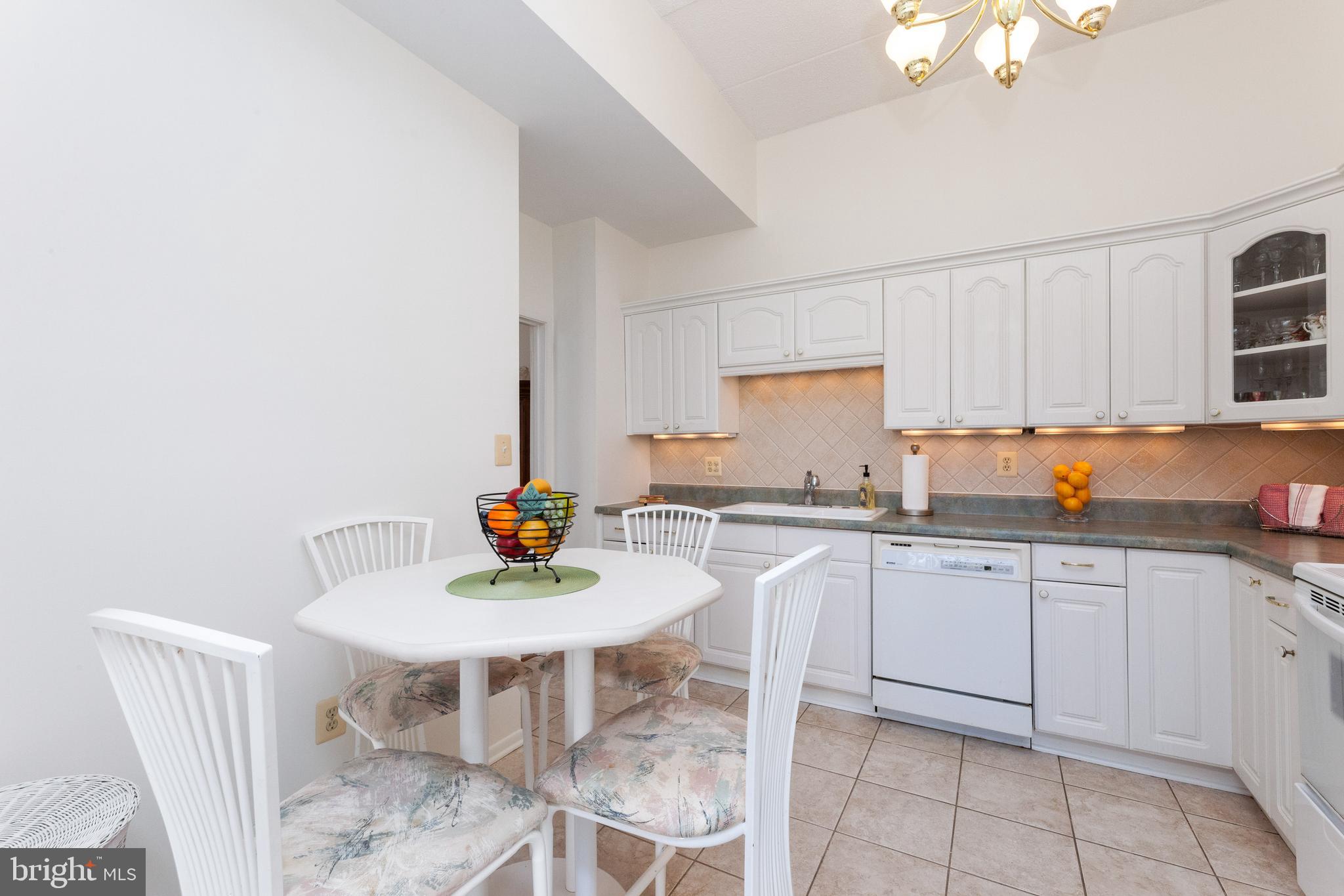 11564 Rolling Green Court, Unit 100 Reston, VA 20191 - Photo 14 of 36