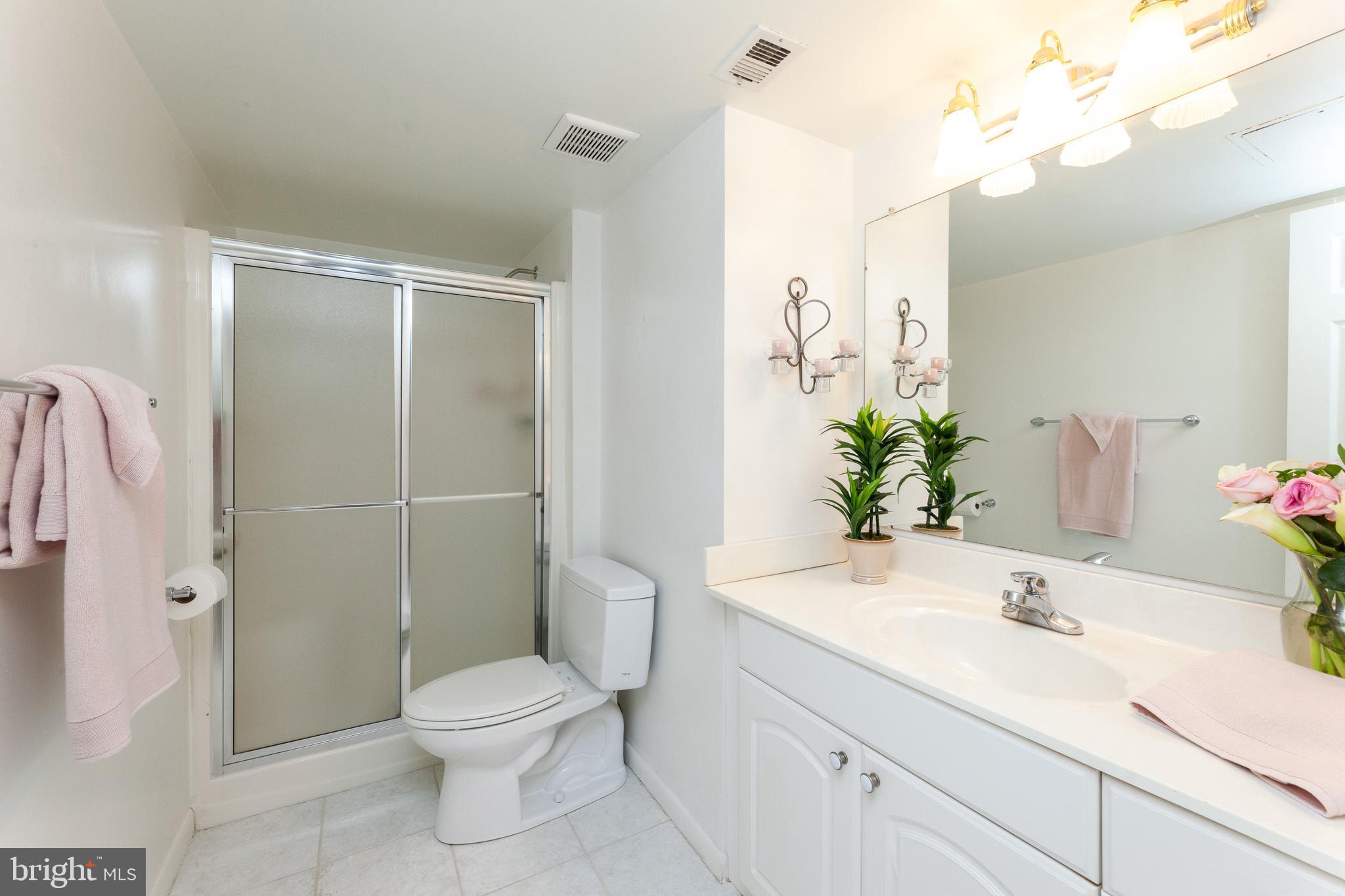 11564 Rolling Green Court, Unit 100 Reston, VA 20191 - Photo 29 of 36