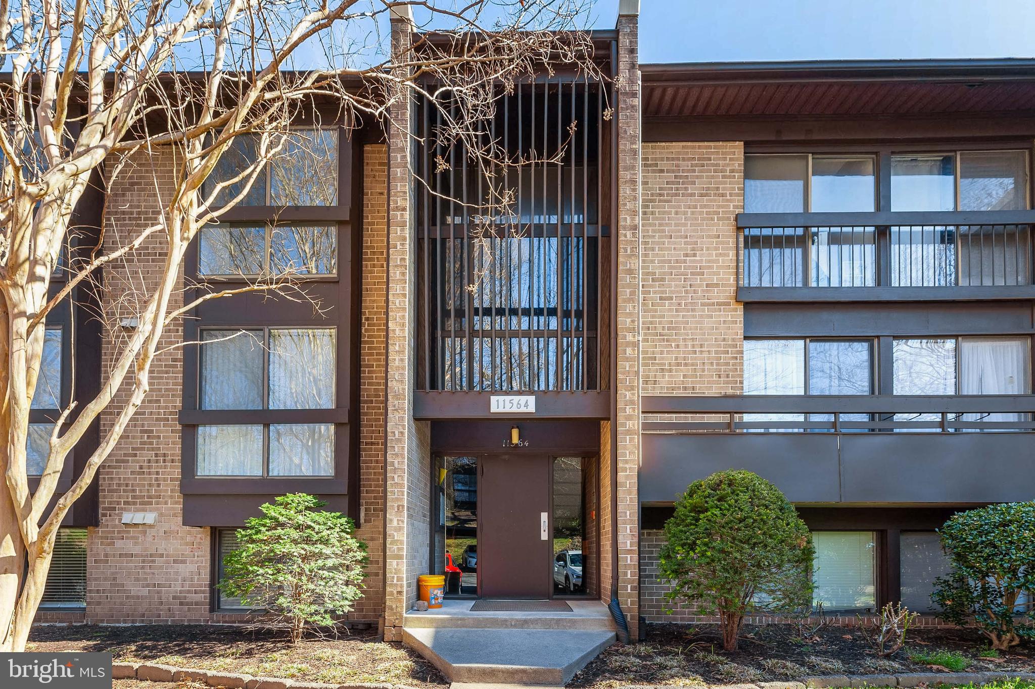 11564 Rolling Green Court, Unit 100 Reston, VA 20191 - Photo 35 of 36