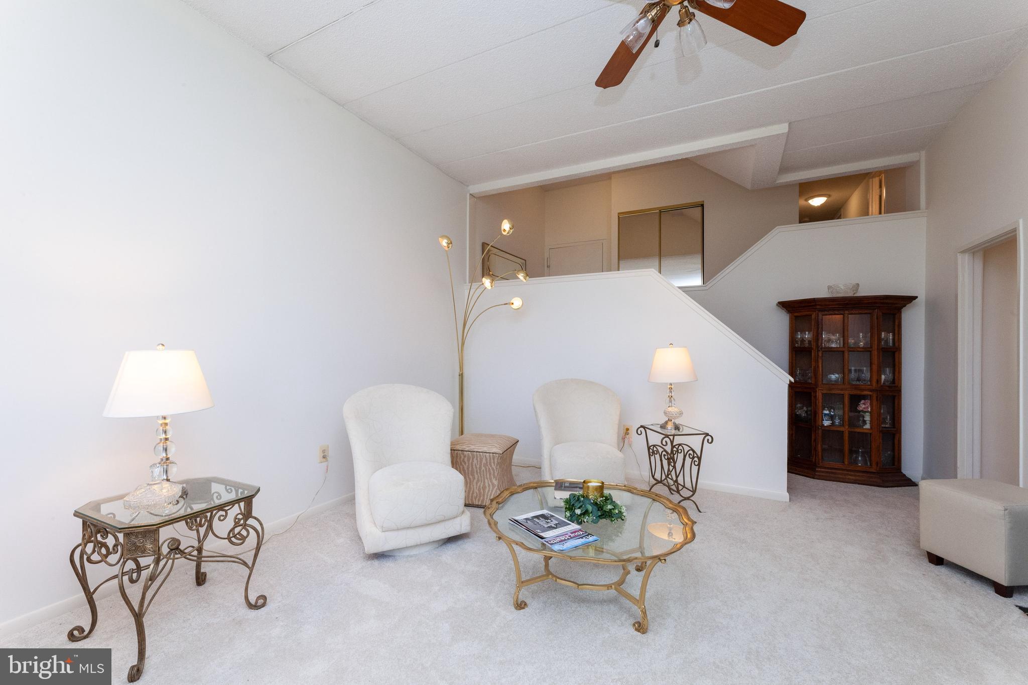 11564 Rolling Green Court, Unit 100 Reston, VA 20191 - Photo 5 of 36