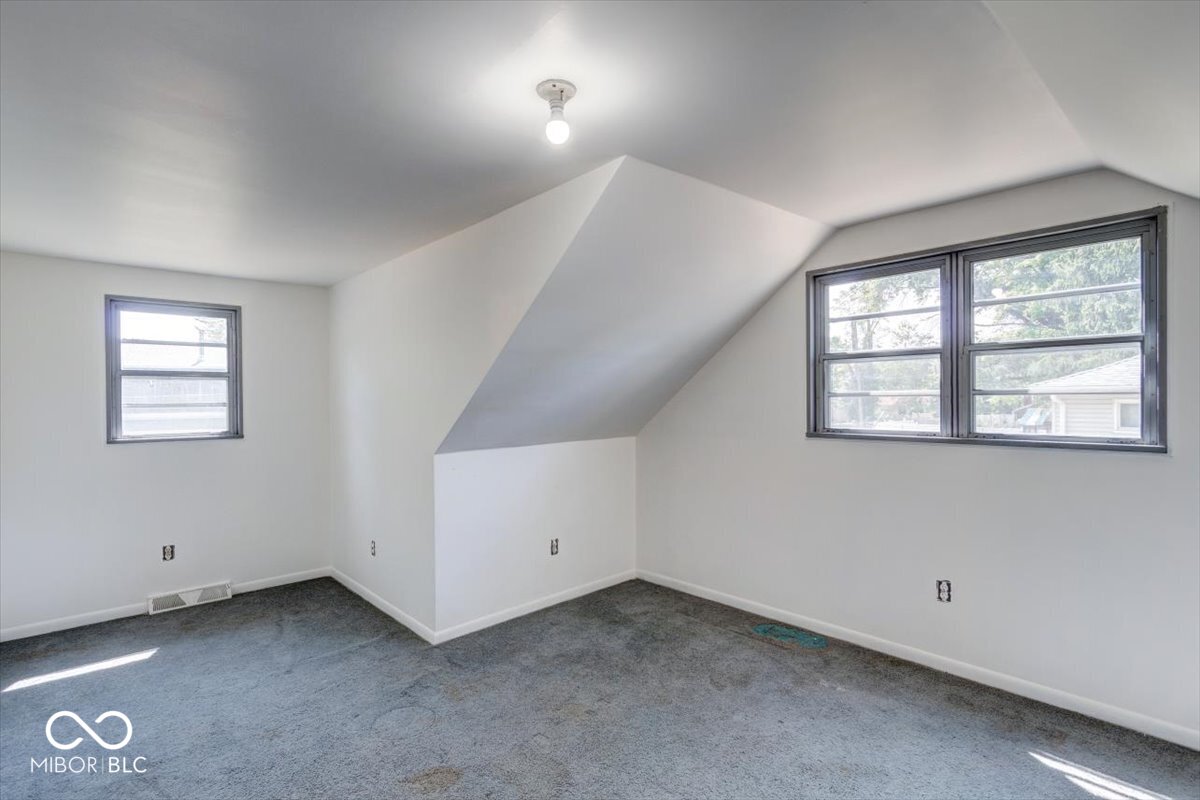 418 Brewer Drive Greenwood, IN 46142 - Photo 23 of 37