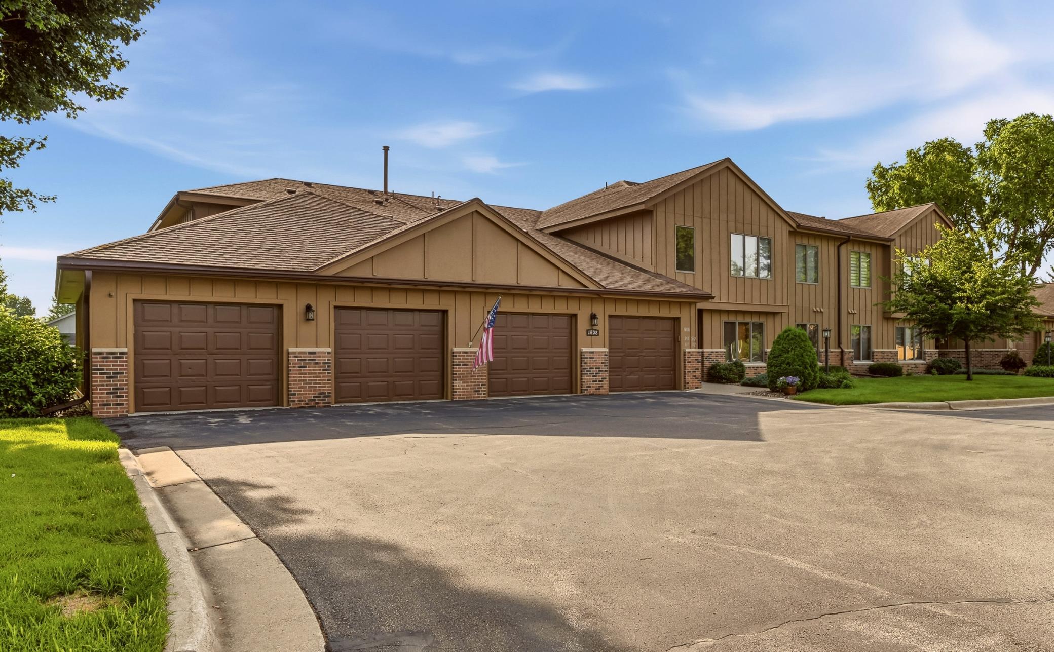 1808 Lakeview Court Southwest, Unit 101 Rochester, MN 55902 - Photo 1 of 24