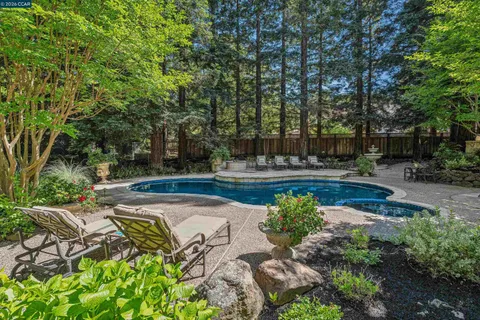 $3,500,000 | 39 Comistas Court, Walnut Creek, CA 94598