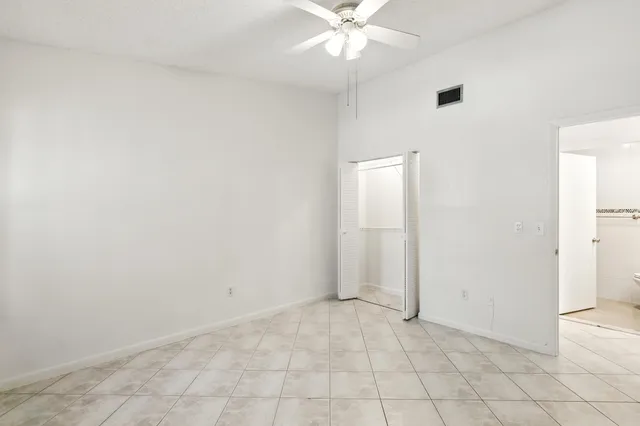 $2,000 | 3646 English Road, Unit D, Lake Worth, FL 33467